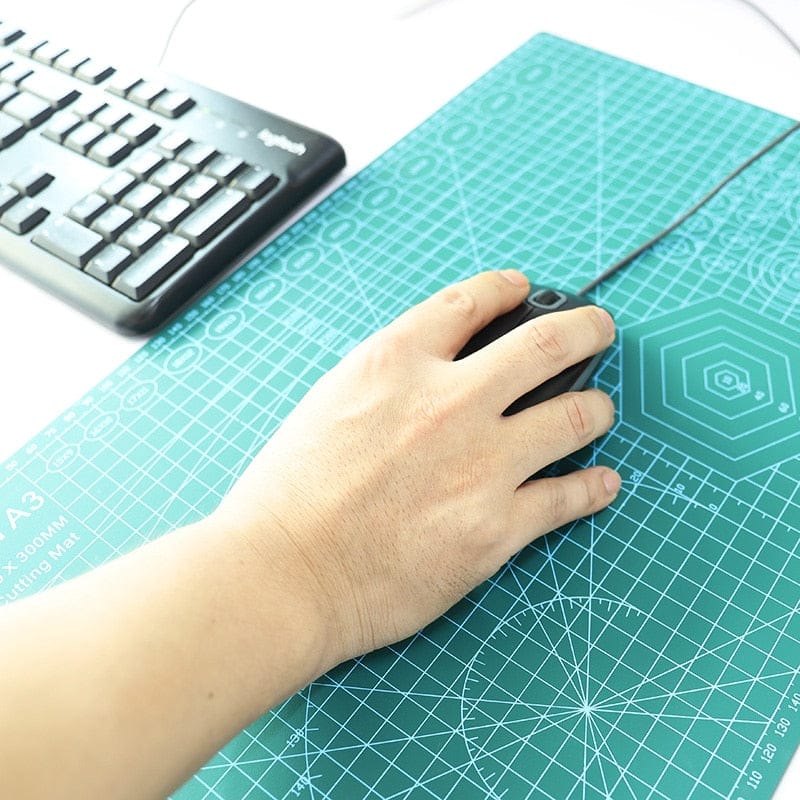 cutting mat 2.jpg